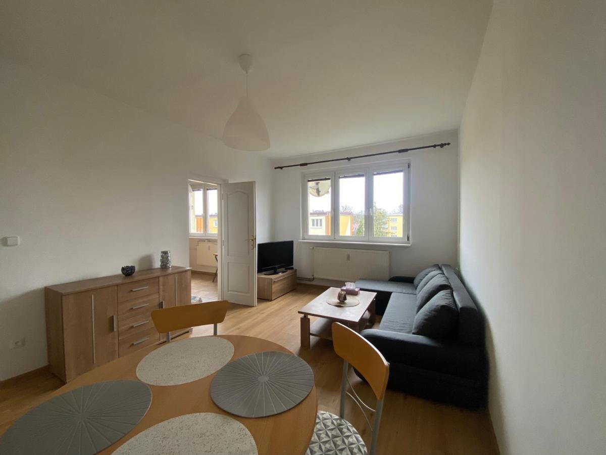 Apartment Simon Ii. ฟรันทิชโกวี ลาซเน ภายนอก รูปภาพ