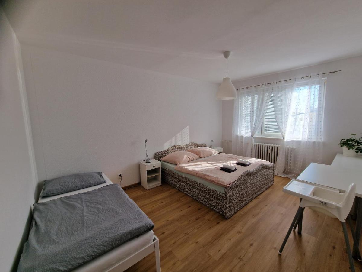 Apartment Simon Ii. ฟรันทิชโกวี ลาซเน ภายนอก รูปภาพ